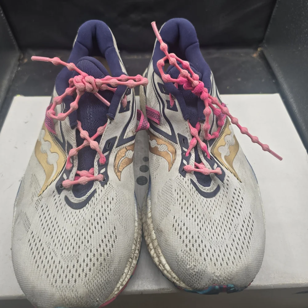 Saucony Running‎ Shoes with Pink and Gold Highlights